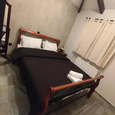 Stefanos Appartement *